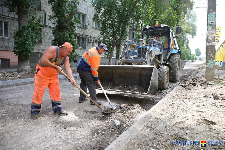 В Волгограде закончили реконструкцию полотна по улице Федотова