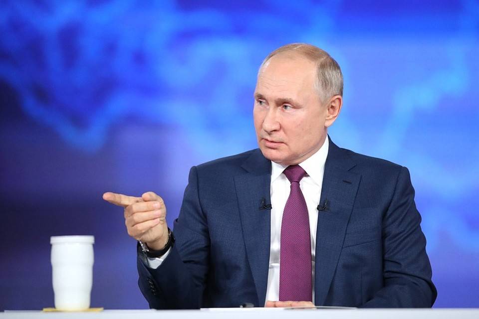 Путин посоветовал перечитать «Колобка» и рассказал, в какую Россию верит