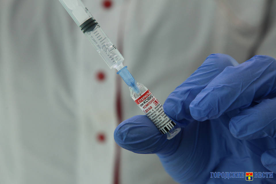 Волгоградцы могут пройти повторную вакцинацию от ковида через 6 месяцев