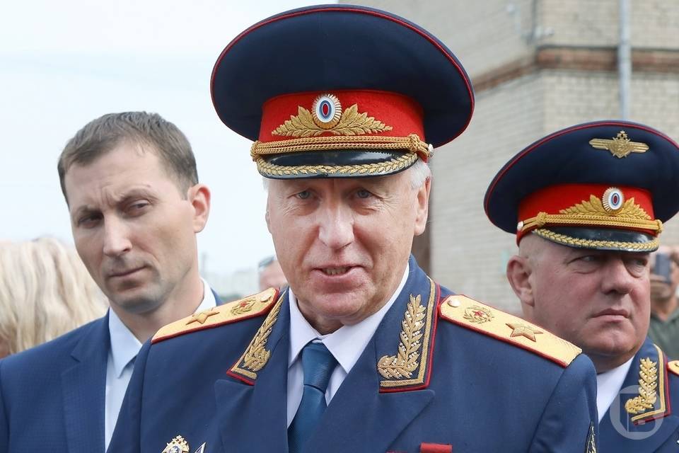 Бастрыкин взял на контроль выписку в Волгограде ветерана ВОВ с открытым швом