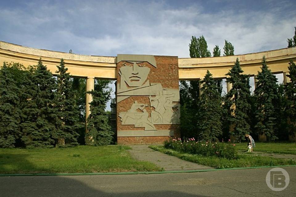 Клуб «Сталинград» в Волгограде не оштрафуют за табличку на Доме Павлова