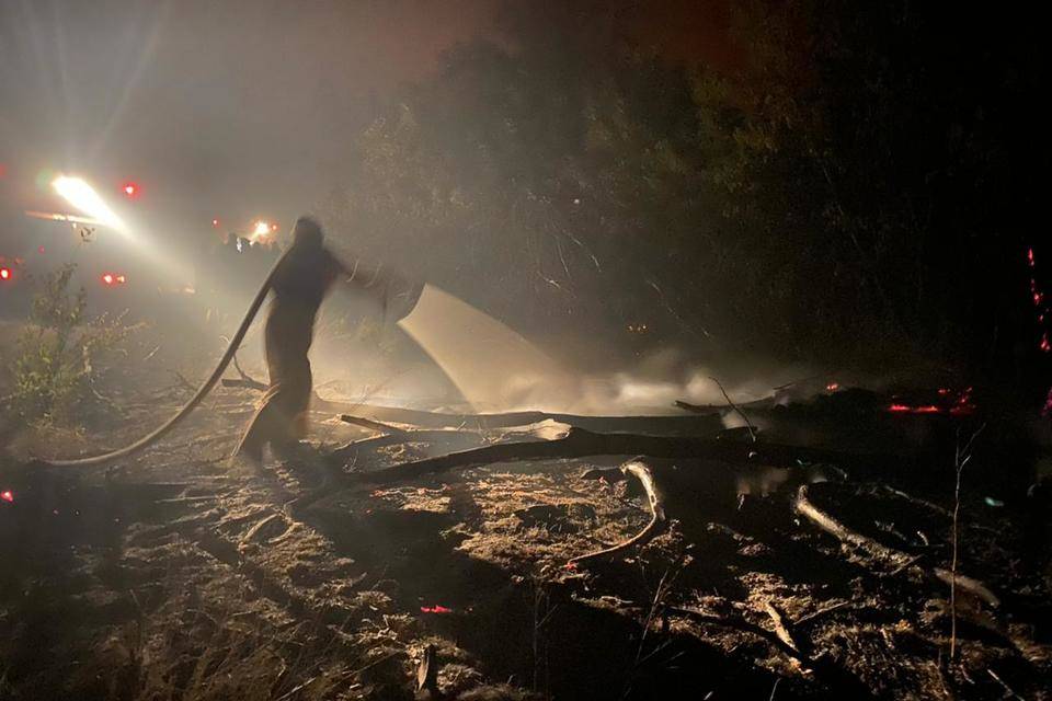 Ситуация под контролем: эвакуация хуторян из-за пожара в Волгоградской области отменена