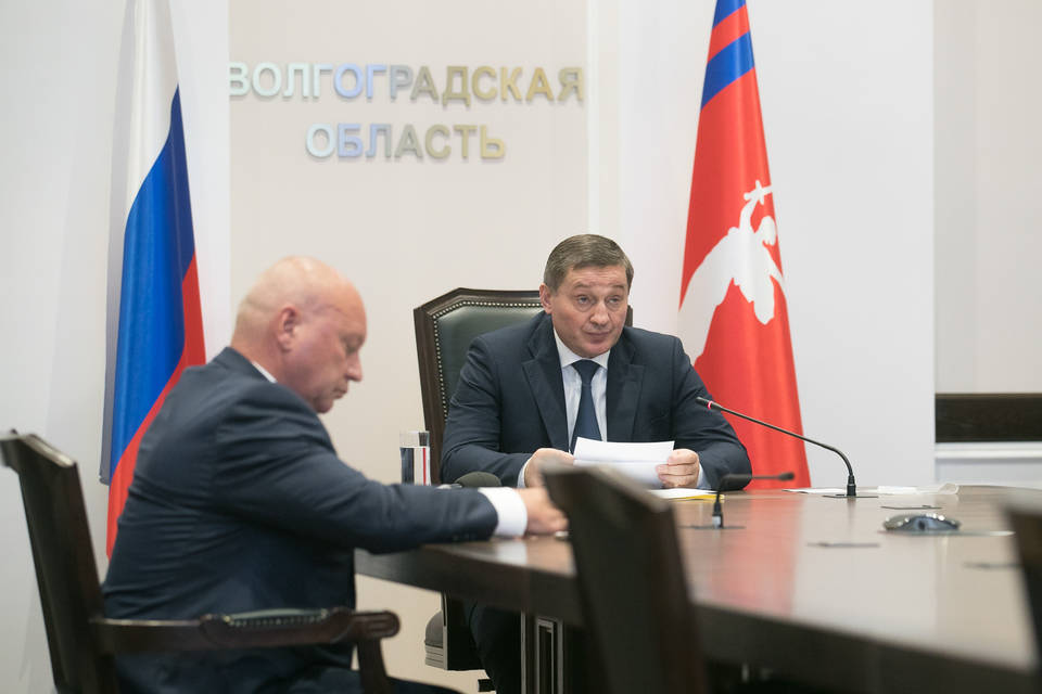 Андрей Бочаров потребовал нарастить в регионе коечный фонд