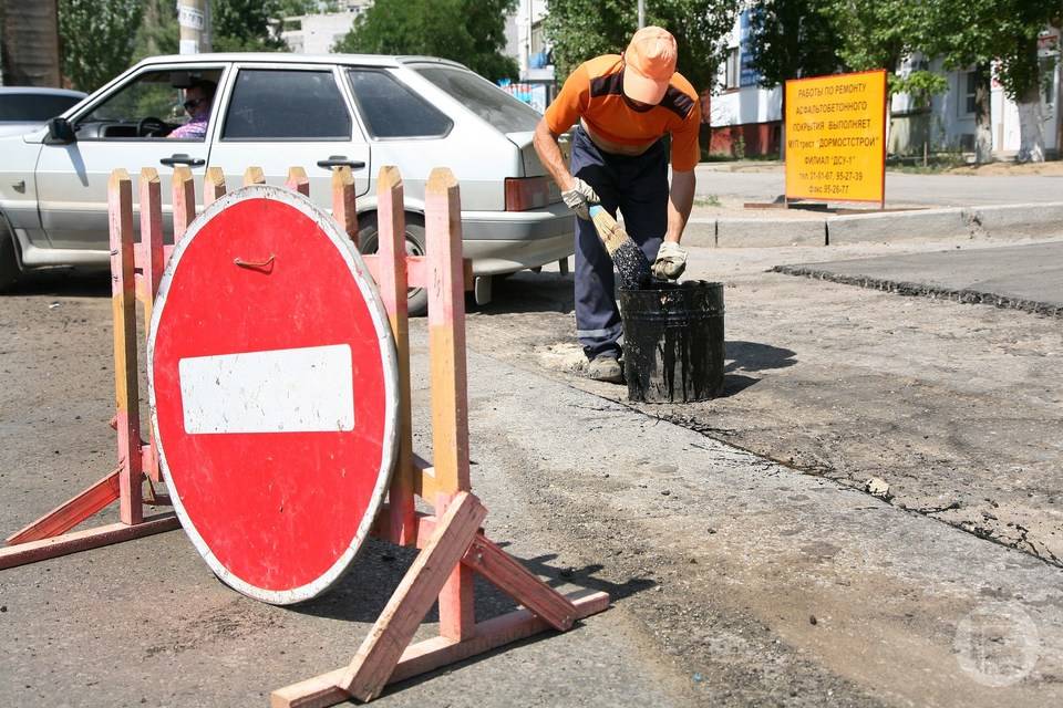 19 километров автодорог дополнительно восстановят в Волгограде