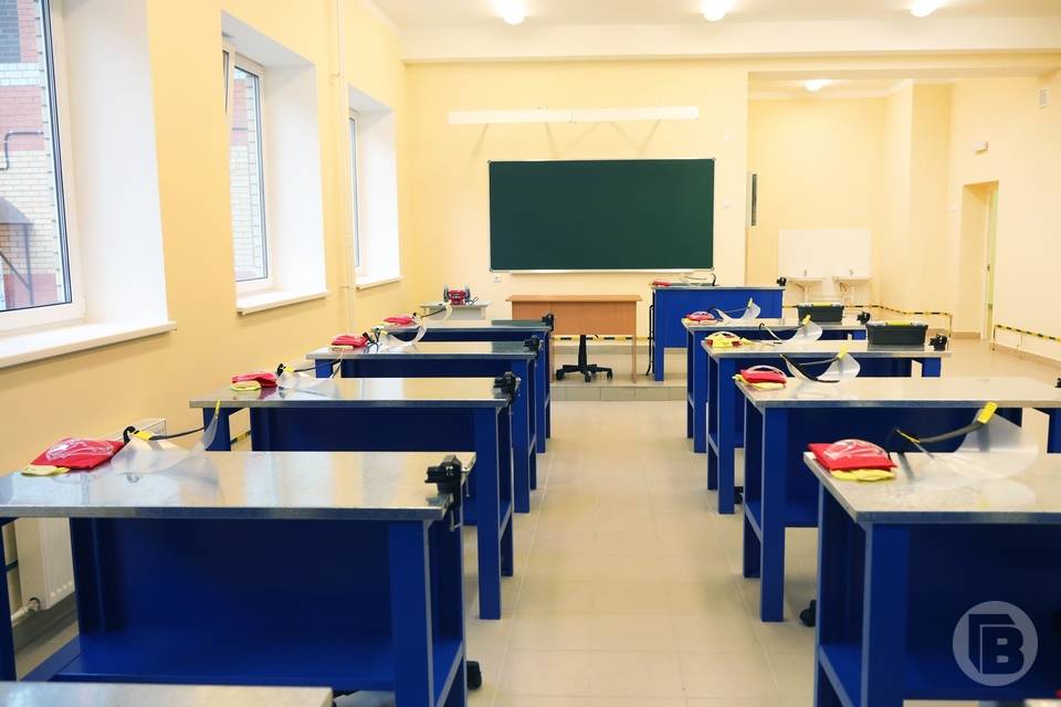 В школах Волгоградской области 28 классов отправили на карантин из-за ковида