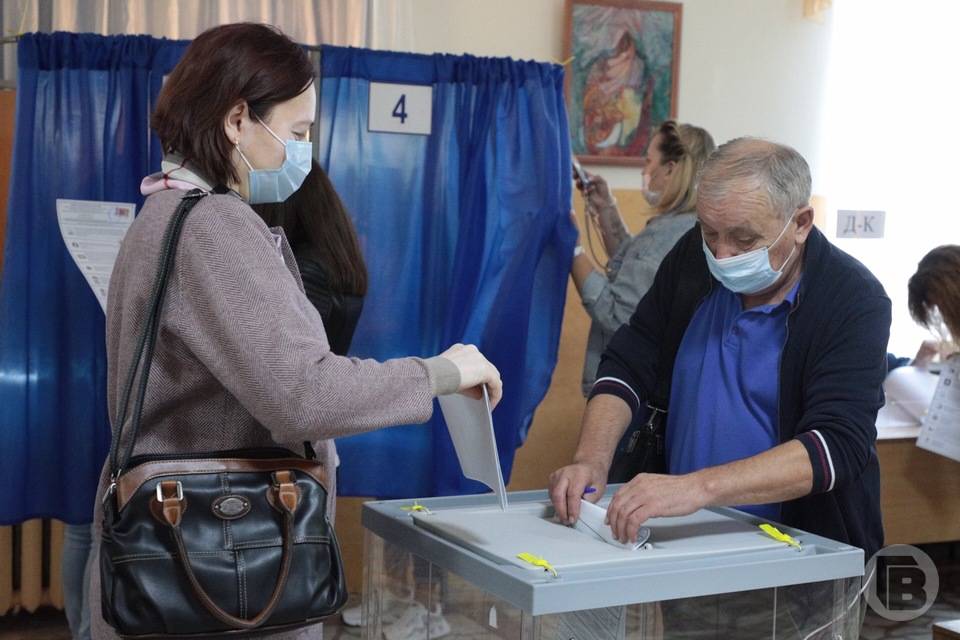 Лидеры партий отметили высокий уровень организации выборов в Волгограде