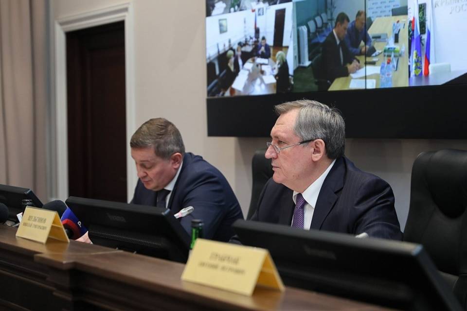 Министр Шульгинов провел заседание правительственной комиссии в Волгограде
