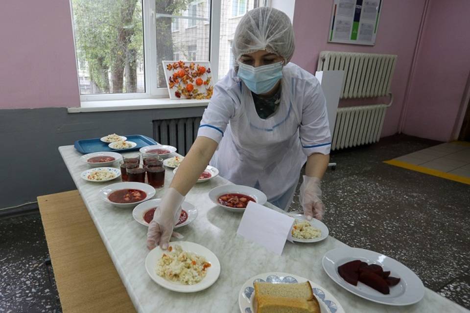 Волгоградские родители узнали о «запрещенке» в школьных столовых
