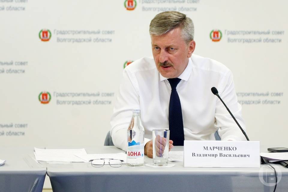 Владимир Марченко выступил перед депутатами в Волгограде
