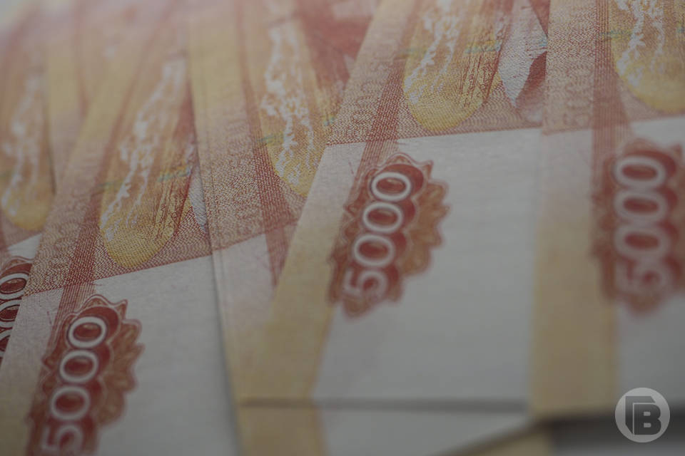 В Волгоградской области сотрудница банка обворовала клиентов более чем на миллион рублей