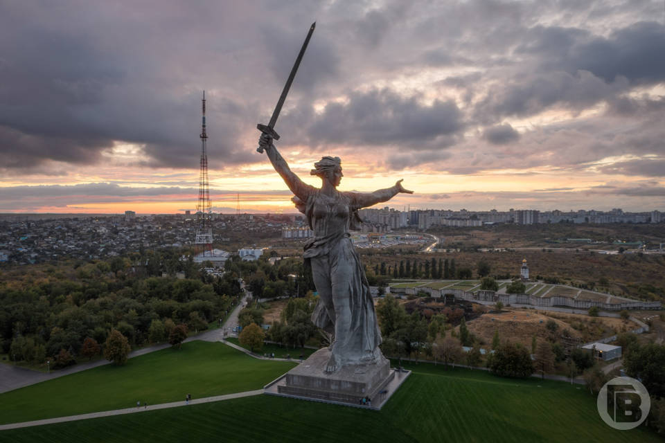 19 ноября Волгоград вновь стал Сталинградом