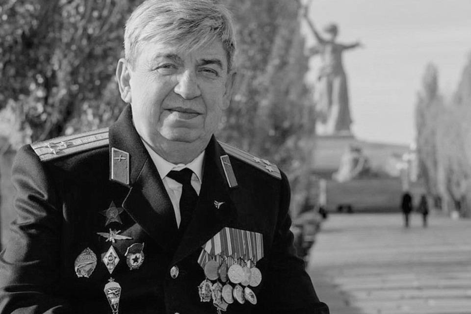 Стало плохо на похоронах: названы причины смерти ветерана «Ротора» Сергея Леонова