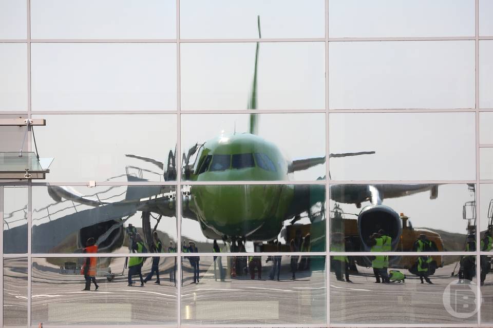 Самолет из Краснодара сел в Волгограде из-за 71-летней пассажирки