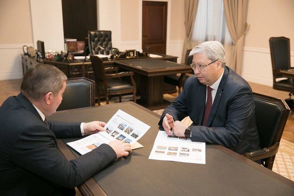 Начальник ПривЖД Сергей Альмеев и губернатор Андрей Бочаров обсудили перспективы сотрудничества