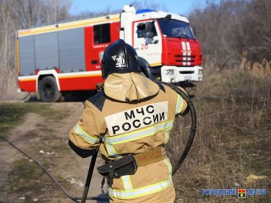 В новогодний вечер пожарные спасли двоих: в Волгограде и Ленинске