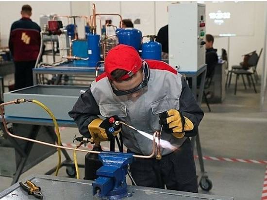 Еще 20 высокотехнологичных мастерских создадут в колледжах Волгоградской области