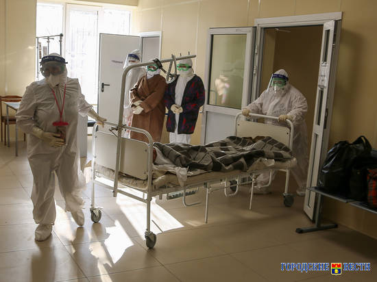 Четыре человека в Волгоградской области умерли от коронавируса за сутки