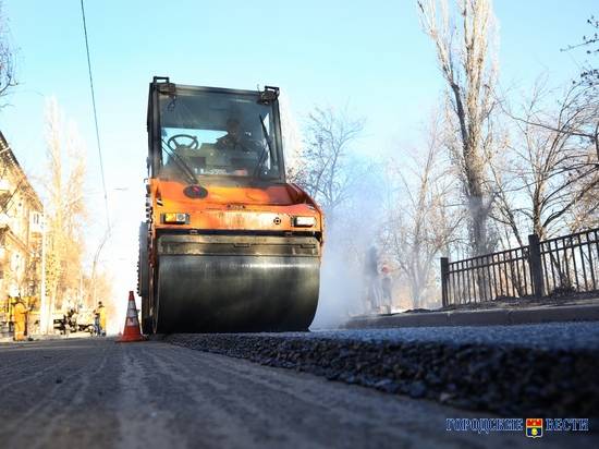 В Волгограде два подрядчика обновят еще 27 дорог