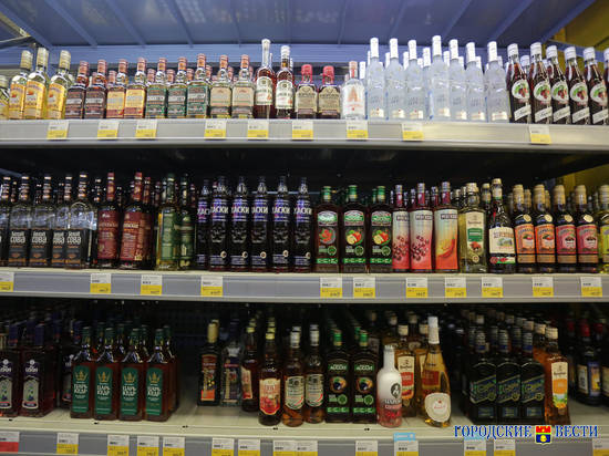 Волгоградским предпринимателям напомнили о запрете на торговлю алкоголем