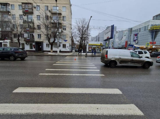 В Волгограде «Тойота Фортунер» сбила пенсионерку на пешеходном переходе