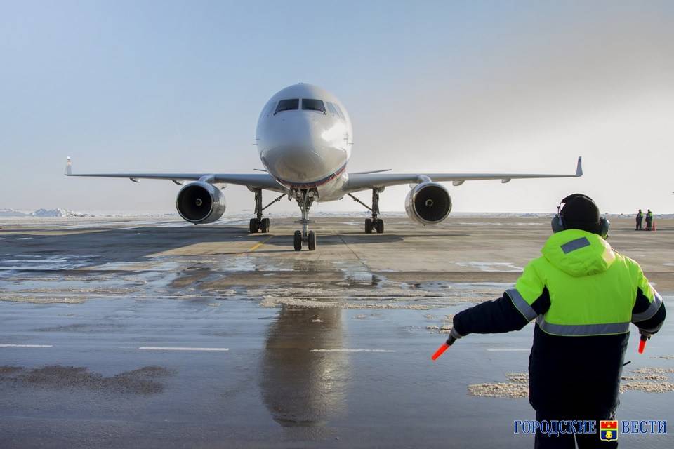 Рейсы из Волгограда в Москву отложили из-за сильного снегопада