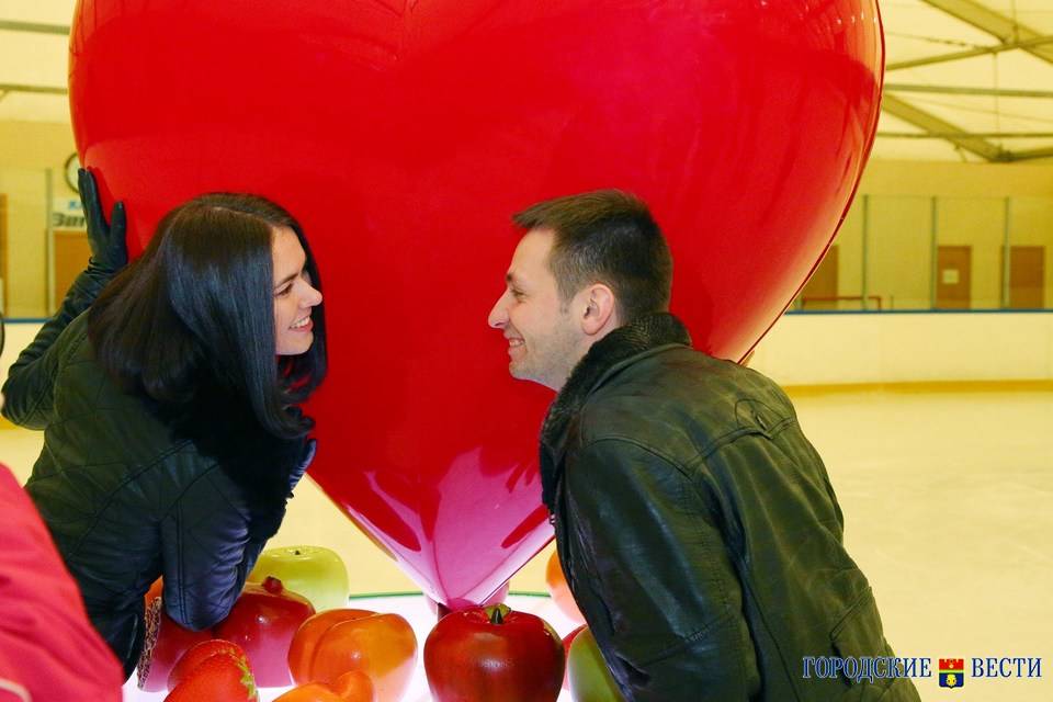 День влюблённых теряет свою популярность среди россиянин