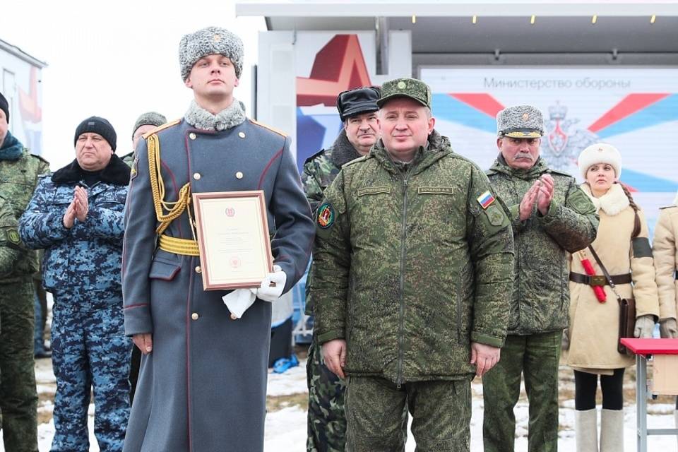Андрей Бочаров и руководители силовых структур региона в преддверии 23 февраля посетят Прудбой