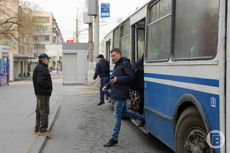 Волгоградцев с 1 января перевозит троллейбусный маршрут №9