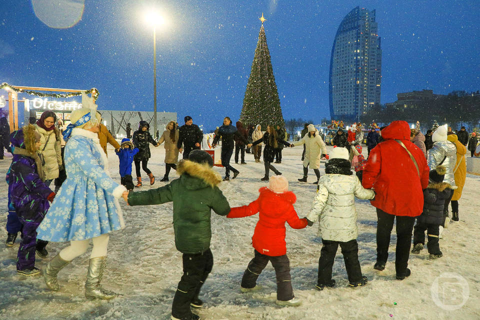 Волгоград вошел в топ-10 по популярности у туристов на новогодние праздники