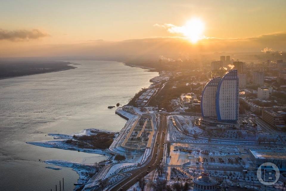 В Волгограде жильцы трех элитных ЖК погасили 1,1 млн рублей долгов за свет