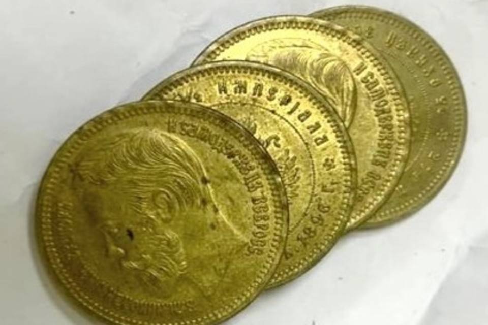 Под Волгоградом задержали торговца  «старинными» монетами