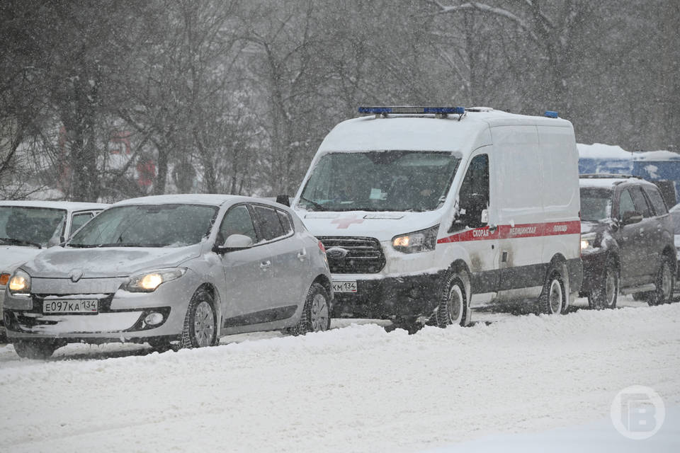 Волгоградских водителей предупреждают о вновь надвигающейся метели