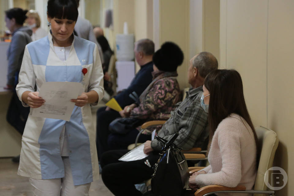 Больницы и поликлиники в Волгограде не прекращают оказывать плановую помощь