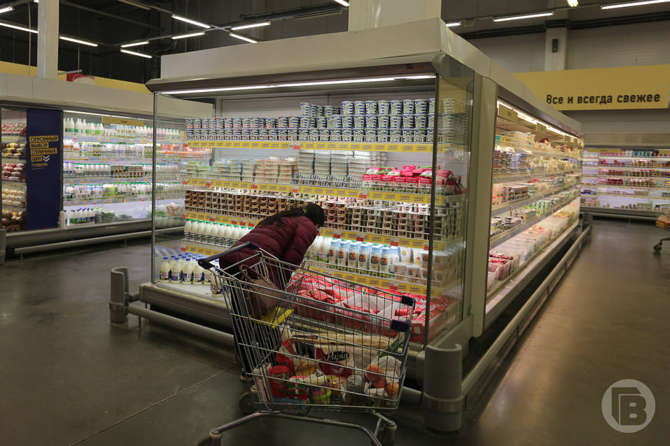 В Волгоградской области изменилась цена на хлеб, молоко, овощи