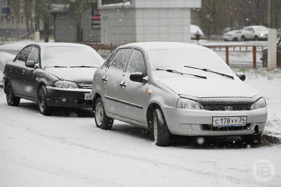 Автомобилистов предупредили о мокром снеге и ветре на трассах Волгоградской области