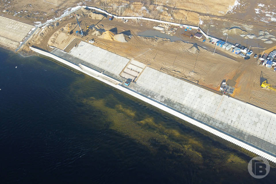 Берегоукрепительный комплекс в Волгограде завершат к 1 апреля