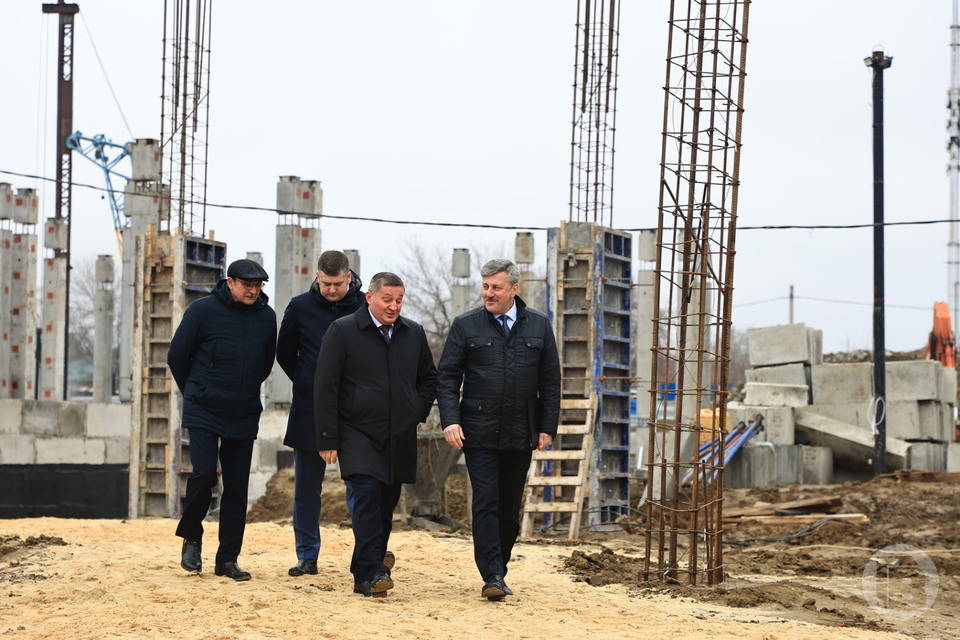 Андрей Бочаров проинспектирует ход строительства новой школы на 1000 мест в Волгограде