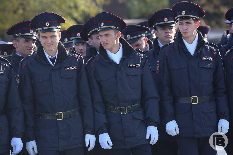 Волгоградские полицейские опровергли слухи о злоумышленниках в погонах