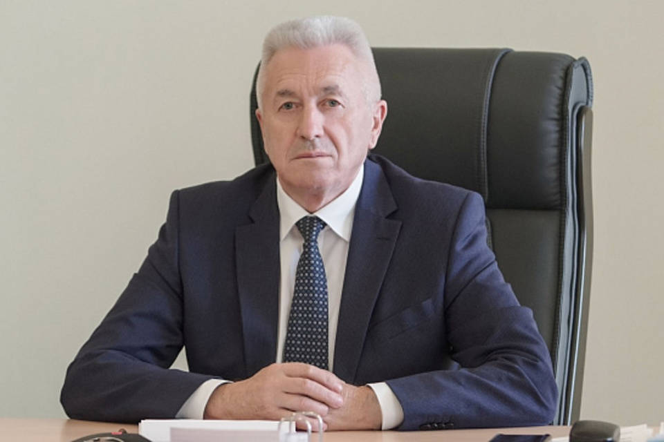 Депутаты Волгоградской облдумы присоединились к призыву губернатора поддержать Президента России