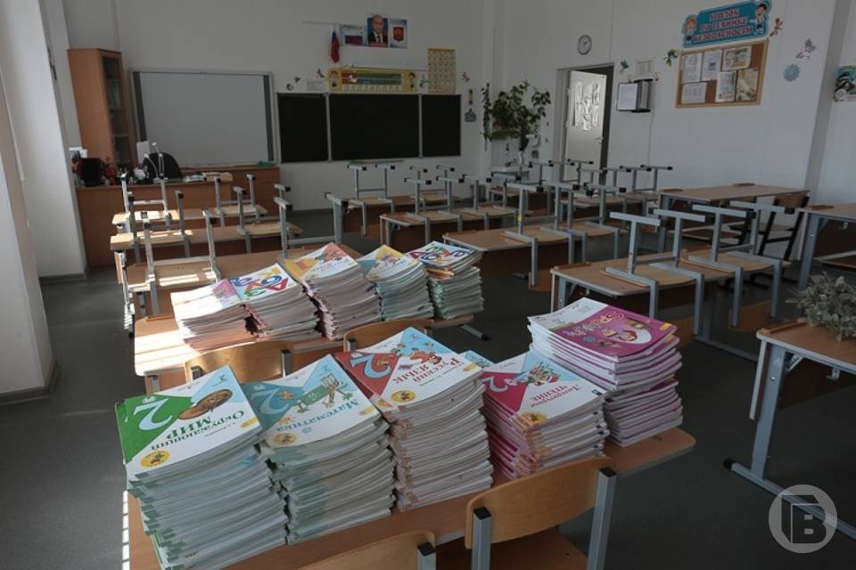 В волгоградских школах 1 апреля началась запись в первый класс