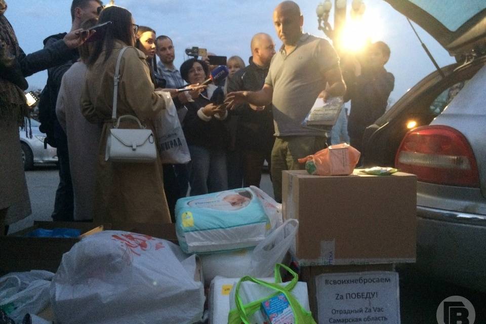 Британец Гриша собрал в Волгограде гуманитарную помощь для Донбасса