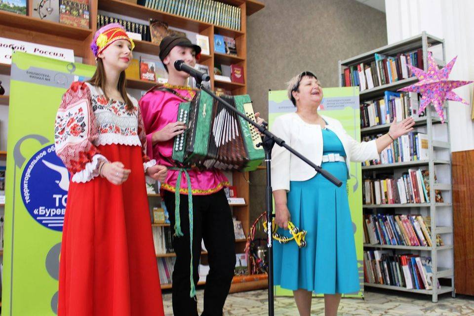 В Волгограде ТОС провел межнациональный творческий конкурс «Весенний хоровод»