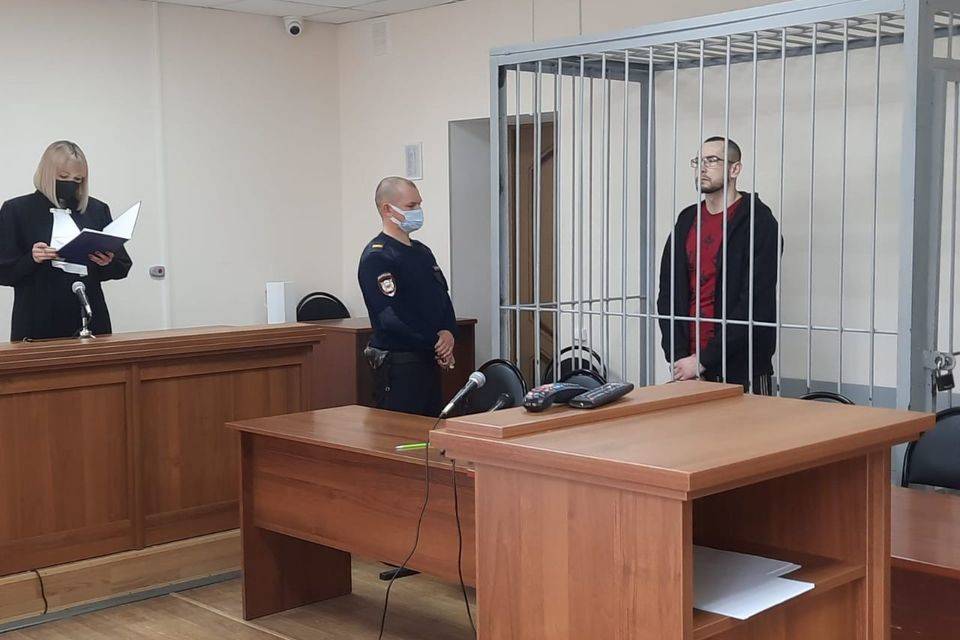 Разбойника, напавшего на кассира с ножом, осудили в Волгоградской области