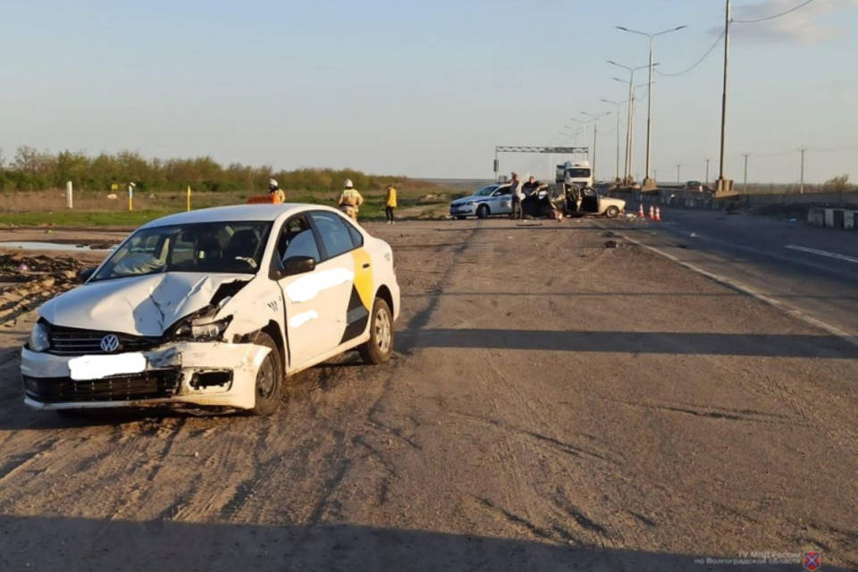 Из-за пьяного водителя такси в Волгоградской области пострадала женщина