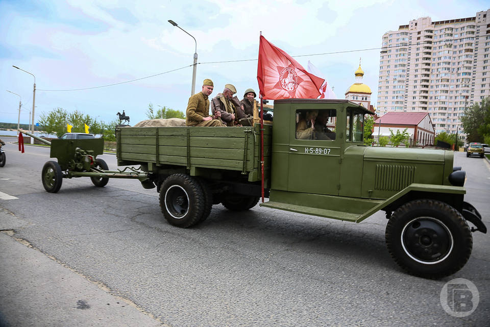 По улицам Волгограда 9 мая проедет автотехника времен Великой Отечественной войны