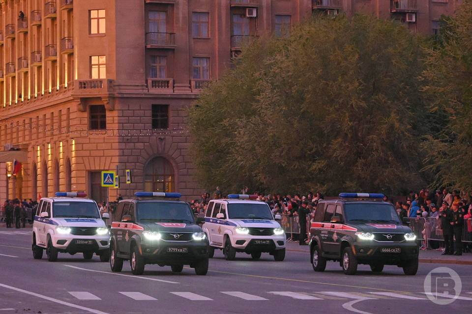 Центр Волгограда перекрыли из-за генеральной репетиции парада Победы