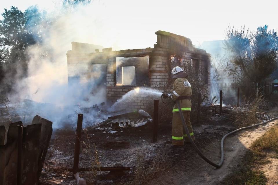 Во время пожара в Волгоградской области погибла женщина