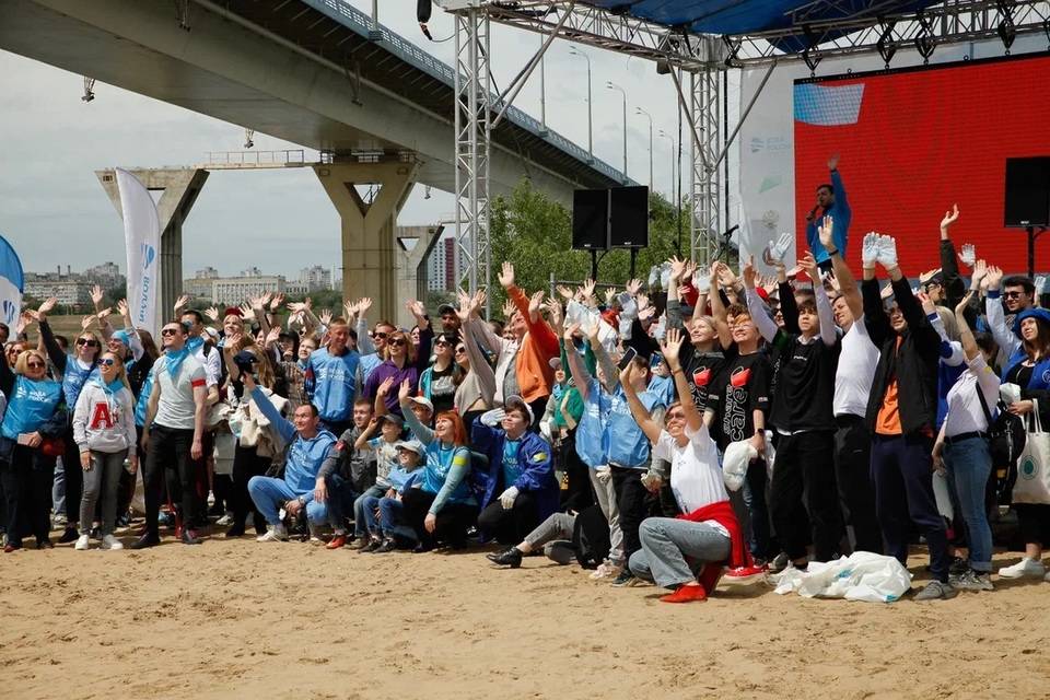 Росбанк принял участие в экомарафоне «День Волги» в Волгограде