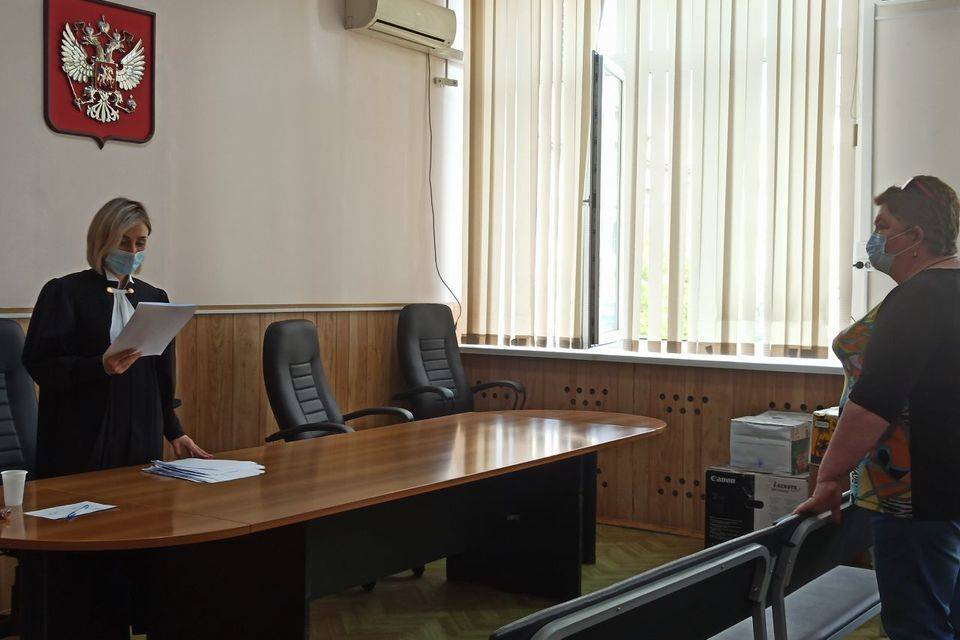 В Волгограде мать Прохора Шаляпина отказалась от предлагаемой работы после увольнения по суду