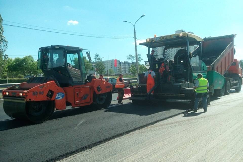 В Ворошиловском районе Волгограда рабочие приступили к ремонту автодороги по ул. Ковенской